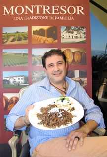 397456_330304433668879_1840870009_n